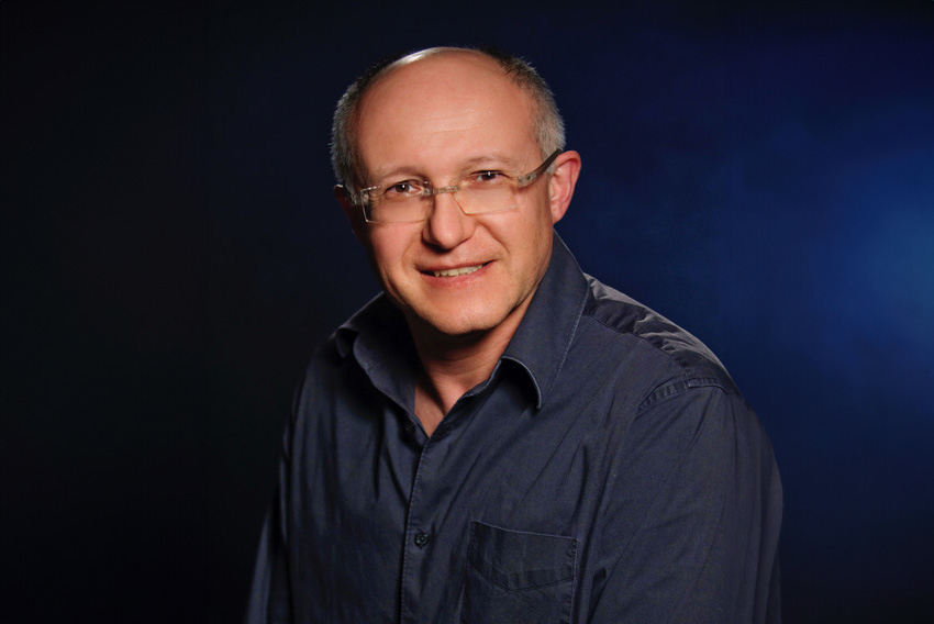 Lecturer image